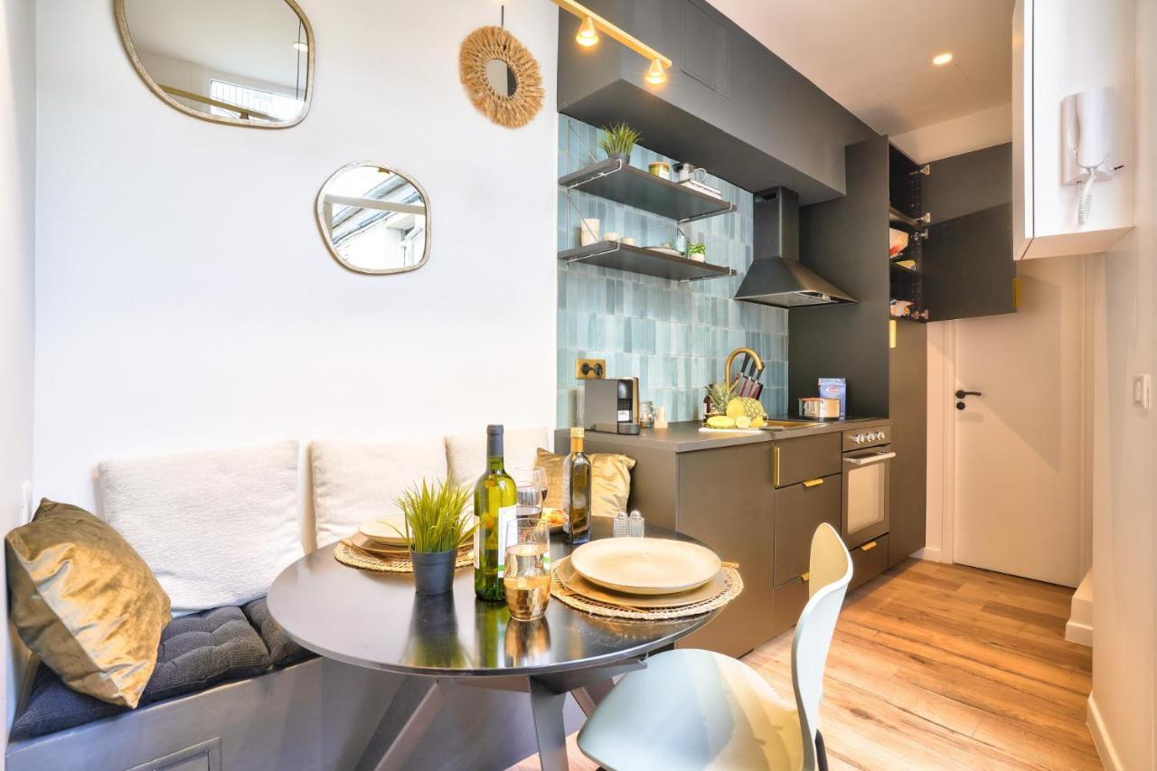 New Eiffel Tour ! Splendid Apartments In The Heart Of Париж Екстериор снимка