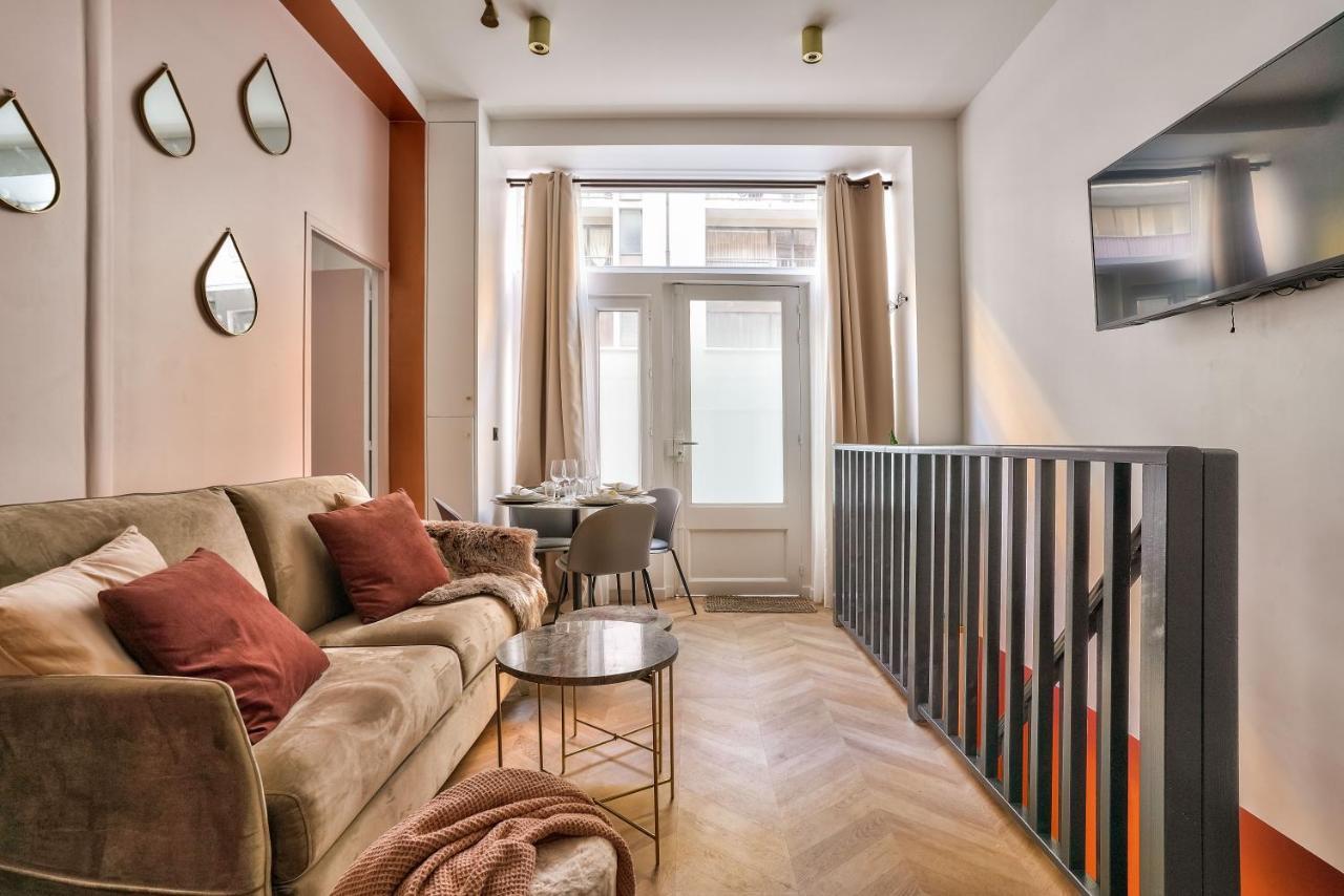 New Eiffel Tour ! Splendid Apartments In The Heart Of Париж Екстериор снимка