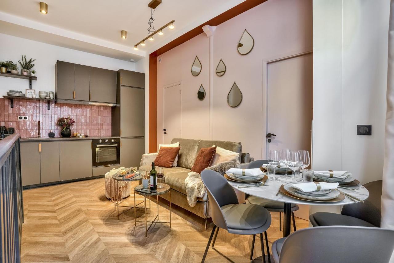 New Eiffel Tour ! Splendid Apartments In The Heart Of Париж Екстериор снимка